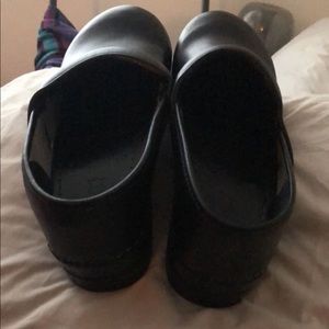 Twice worn Danskos sz 44